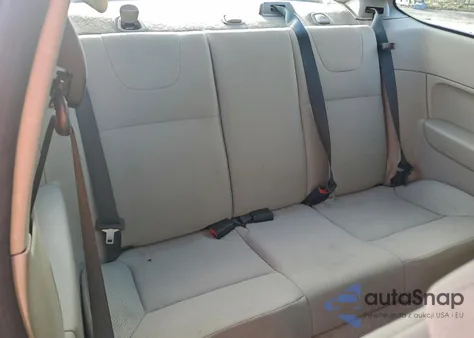 2008 Ford Focus S/Se z USA, uszkodzony, nr VIN 1FAHP32N68W247532